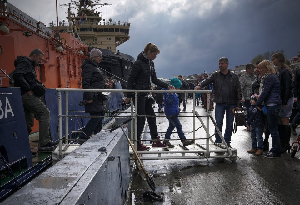 Người dân thành phố tới tham quan lễ hội. (Nguồn: Sputniknews)