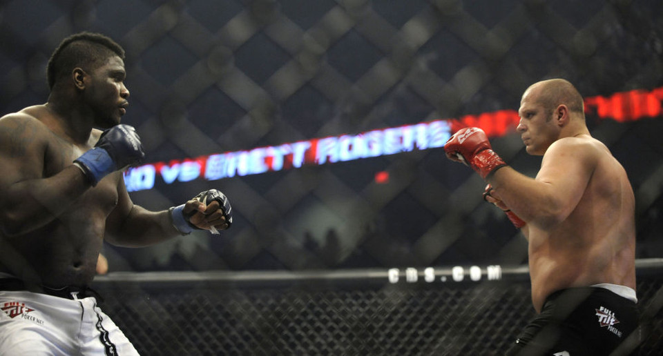 Trong suốt quá trình 10 năm thi đấu, Fedor đã đánh bại nhiều nhà vô địch xuất chúng, trong đó có tốp 10 võ sỹ xuất sắc nhất cùng với đó là trận phục thù trước võ sỹ người Nhật Tsuyoshi Kohsaka. (Nguồn: Sputniknews)