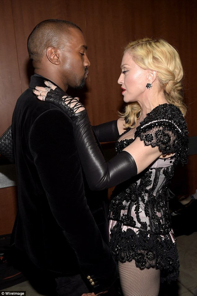 Cặp đôi này đã có cuộc nói chuyện khá thân mật.