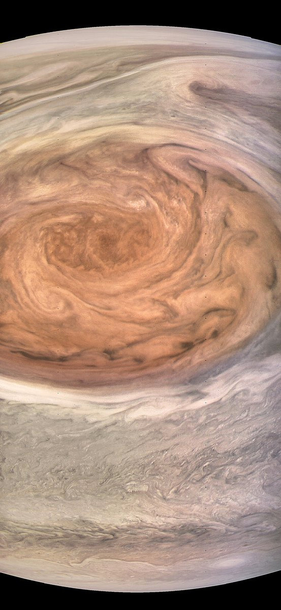 Vào tối 10/7, tàu thăm dò Juno của NASA đã tiến gần đến sao Mộc để nghiên cứu Great Red Spot (Vệt Đỏ lớn), một cơn bão siêu khổng lồ với khí quyển gấp 1,3 lần Trái Đất. 