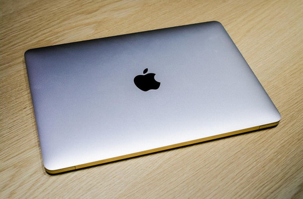 MacBook mới sẽ đến tay người tiêu dùng vào ngày 10/4