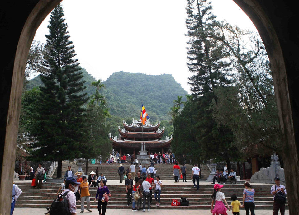 Một góc chùa Thiên Trù trước ngày khai hội Chùa Hương. (Ảnh: Thanh Tùng/TTXVN)