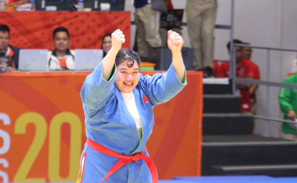 Võ sỹ Trần Thị Thanh Thủy thi đấu ở hạng cân 70kg nữ. (Ảnh: Hoàng Linh/TTXVN)