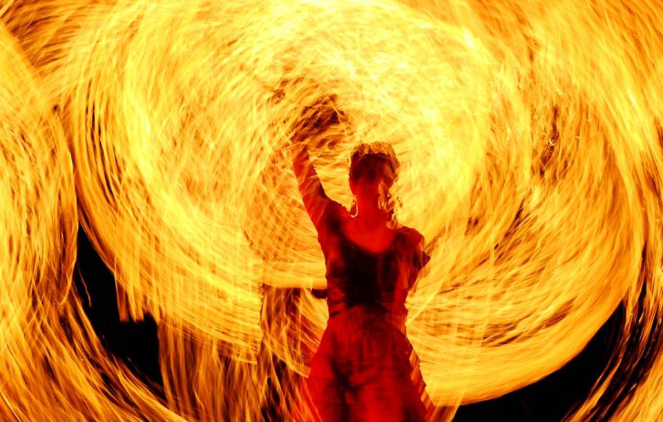 Đây là những màn trình diễn trong lễ hội lửa 'Miff-2015' diễn ra 2 ngày ở ngoại ô Minsk, Belarus. (Nguồn: CCTVNews)