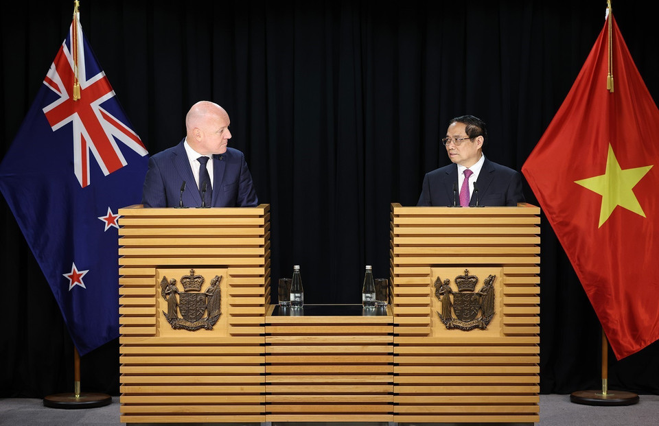 Hai Thủ tướng gặp gỡ báo chí sau cuộc hội đàm sáng 11/3/2024. (Ảnh: Dương Giang/TTXVN)