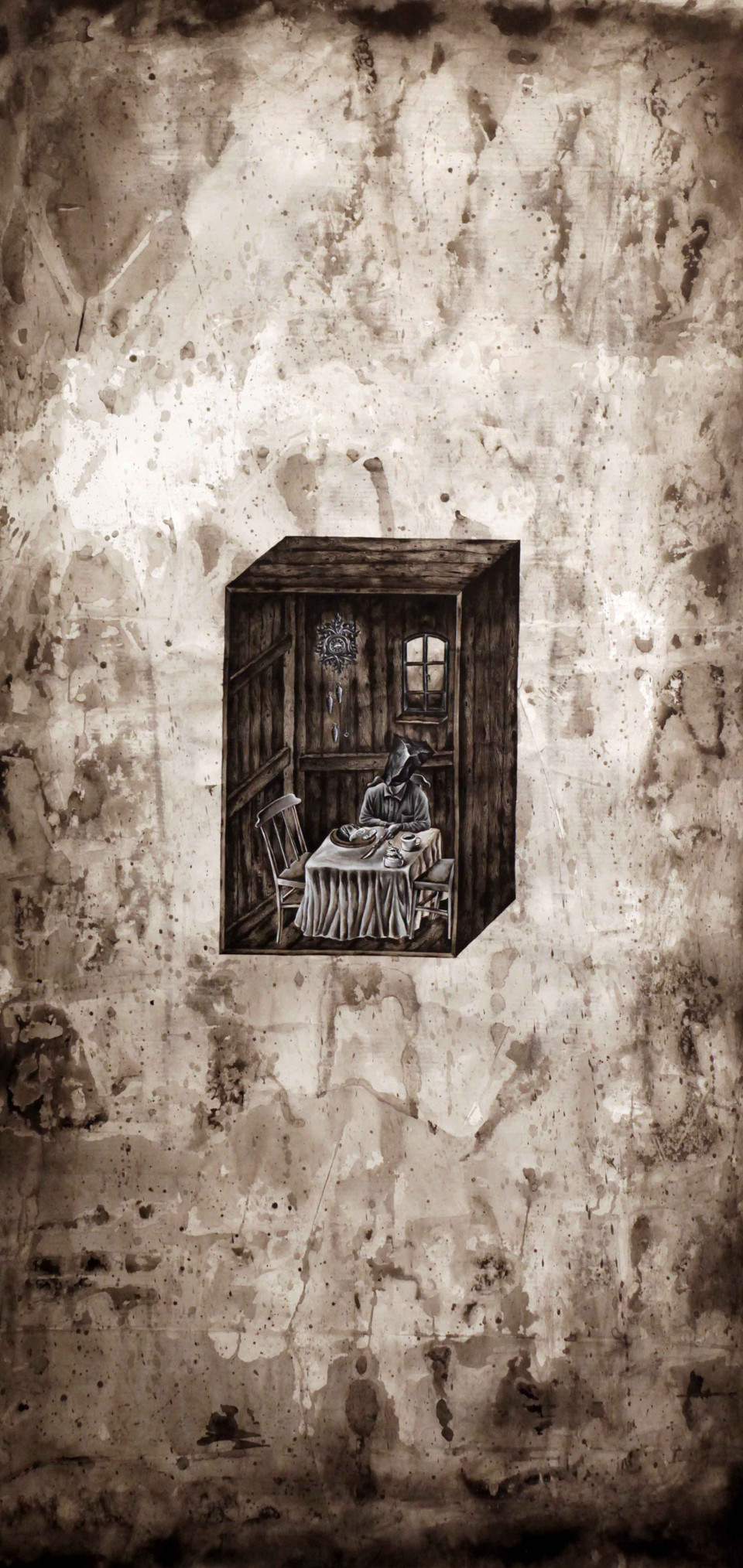 Loạt tranh này tạo điều kiện cho nghệ sĩ có thể thấu hiểu hoàn cảnh, vượt qua trở ngại và nó đã được thể hiện bằng một cách thức rất mong manh về sự xung đột giữa ngoại giới và tình trạng nội giới của người nghệ sĩ. (Ảnh: Doãn Đức/Vietnam+)