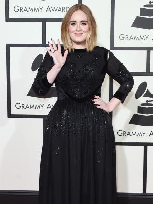 'Chim họa my' Adele' vẫy tay chào người hâm mộ. (Nguồn: news.com.au)