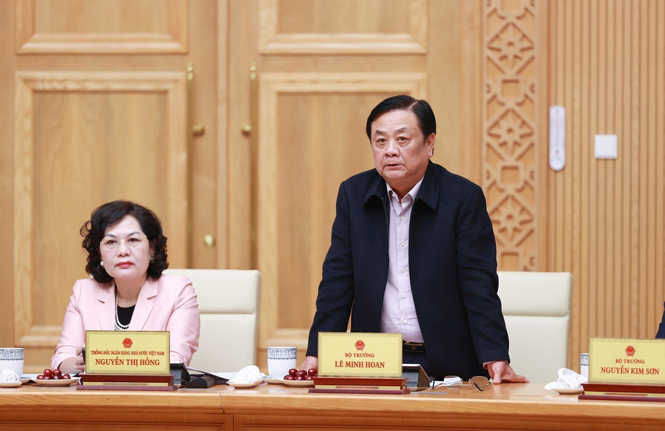 Bộ trưởng Bộ Nông nghiệp và Phát triển Nông thôn Lê Minh Hoan phát biểu tại phiên họp Thường trực Chính phủ để đánh giá tình hình Tết Nguyên đán Quý Mão và triển khai các nhiệm vụ trọng tâm sau Tết. (Ảnh: Dương Giang/TTXVN)