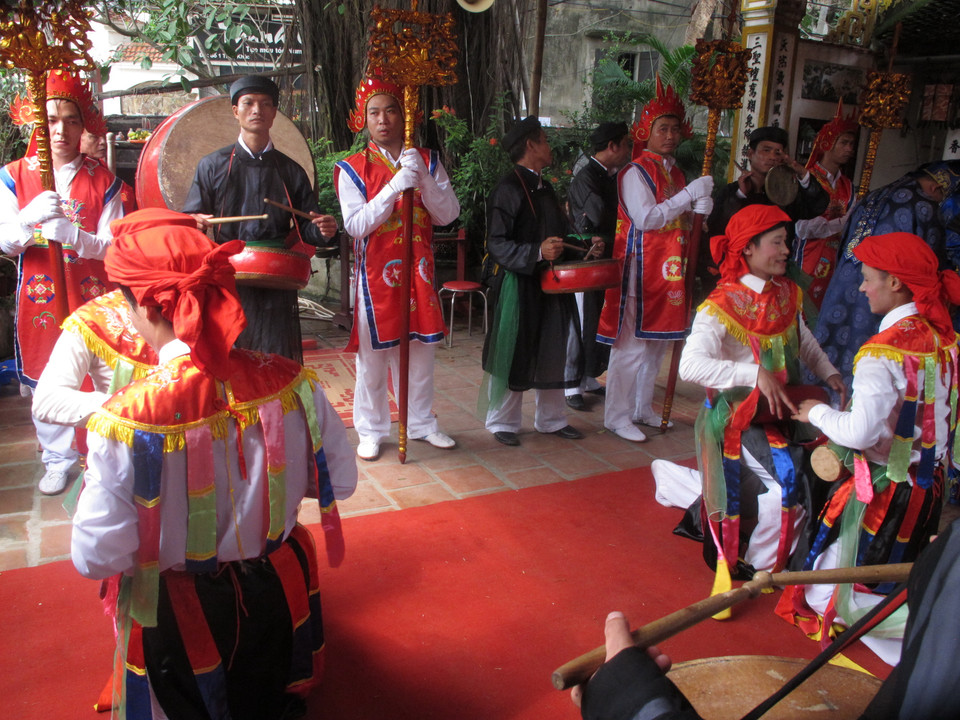 Kể từ đó, điệu múa bồng đã trở thành điệu múa truyền thống không thể thiếu trong các lễ hội của làng Triều Khúc.