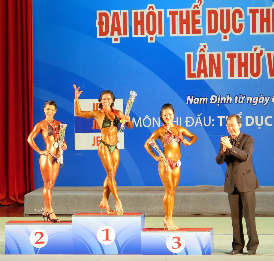 Ở nội dung Fitness nữ có chiều cao đến 155cm, hạng nhất thuộc về vận động viên Trần Thị Cẩm Tú (Đoàn An Giang), hạng nhì thuộc về vận động viên Trần Thị Thanh Tâm (Thành phố Hồ Chí Minh) và hạng ba thuộc về vận động viên Phạm Thị Huỳnh Kim (Đồng Nai).