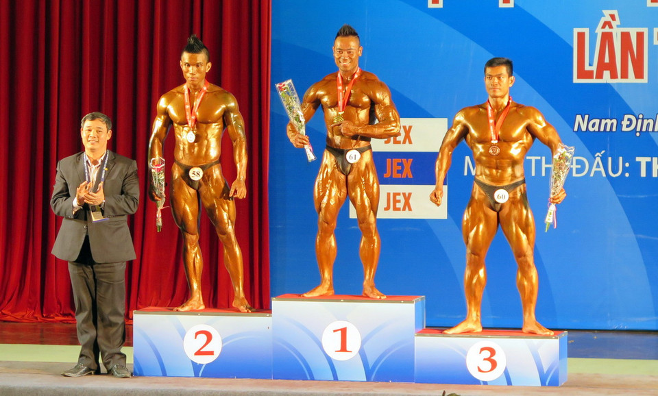 Ở nội dung chung kết môn Thể dục thể hình đơn nam hạng cân 85kg, vận động viên Tạ Đình Thái (Hà Nội) giành hạng nhất, hạng nhì và hạng ba lần lượt thuộc về các vận động viên Trần Hữu Thuận (Đoàn Bình Dương) và Phan Hoàng Triều (Lâm Đồng).