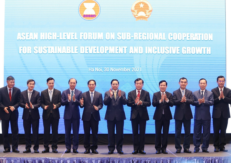 Thủ tướng Phạm Minh Chính với các đại biểu dự phiên khai mạc. (Ảnh: Dương Giang/TTXVN)