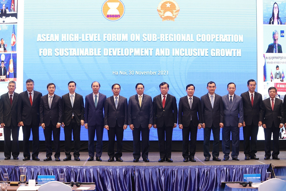 Thủ tướng Phạm Minh Chính với các đại biểu dự phiên khai mạc. (Ảnh: Dương Giang/TTXVN)