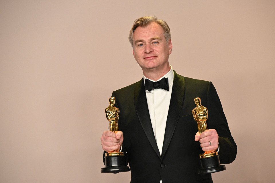 Đạo diễn xuất sắc nhất Christopher Nolan. (Ảnh: AFP/TTXVN)