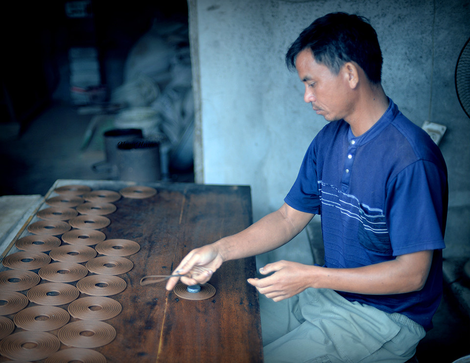 Hương Cao Thôn không chỉ nổi tiếng trong nước mà còn được xuất khẩu đi nhiều nước trên thế giới bởi việc không sử dụng hóa chất trong nguyên liệu làm hương.