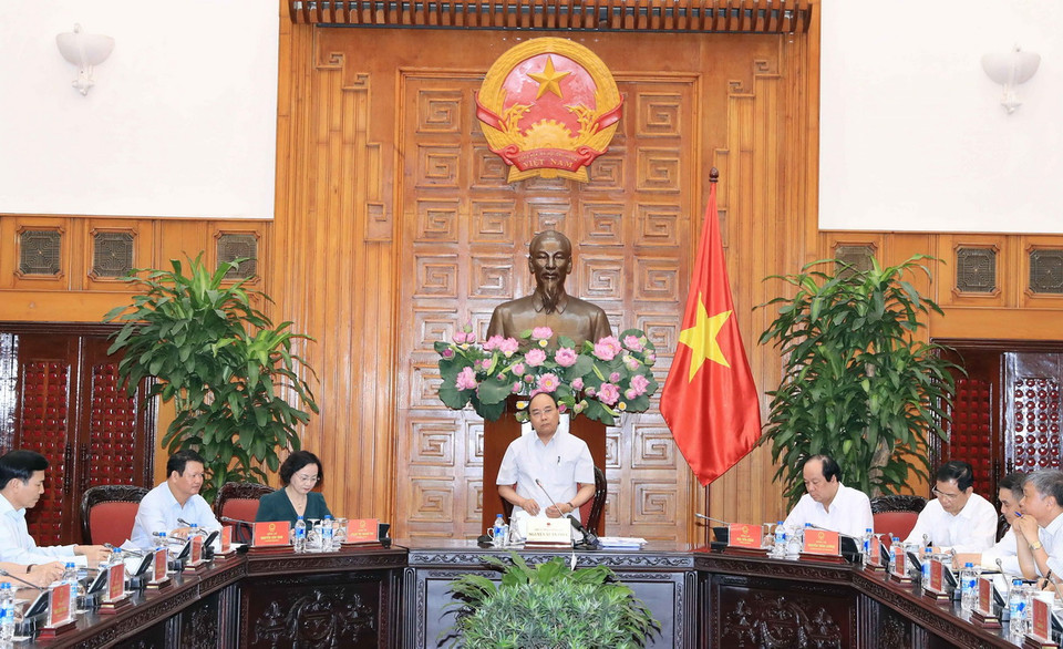 Chiều 7/5/2018, tại Trụ sở Chính phủ, Thủ tướng Nguyễn Xuân Phúc làm việc với lãnh đạo 6 tỉnh Hà Giang, Lào Cai, Cao Bằng, Yên Bái, Lai Châu, Điện Biên, Sơn La. (Ảnh: Thống Nhất/TTXVN)