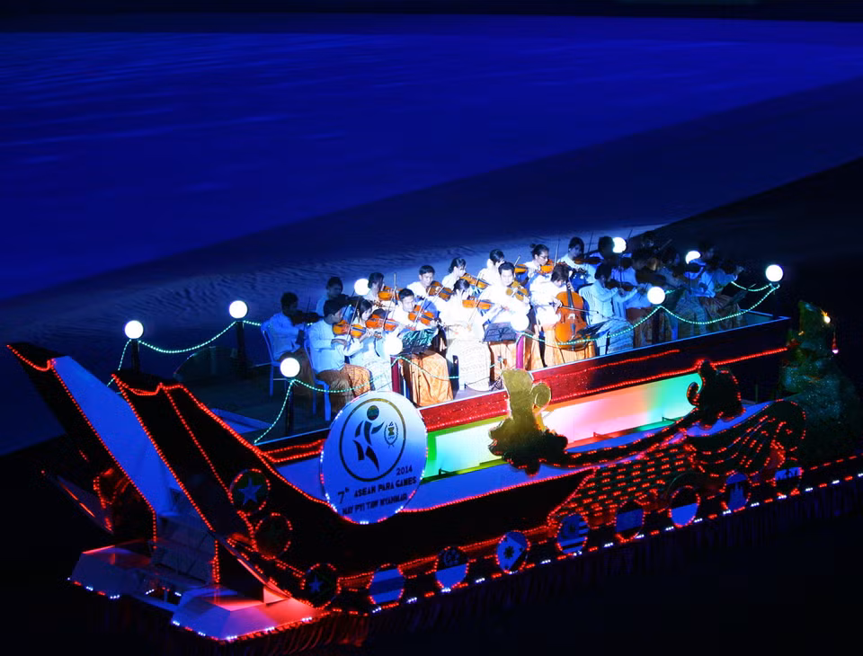Chương trình nghệ thuật ở lễ khai mạc Para Games 7. (Ảnh: Huy Hùng/TTXVN)