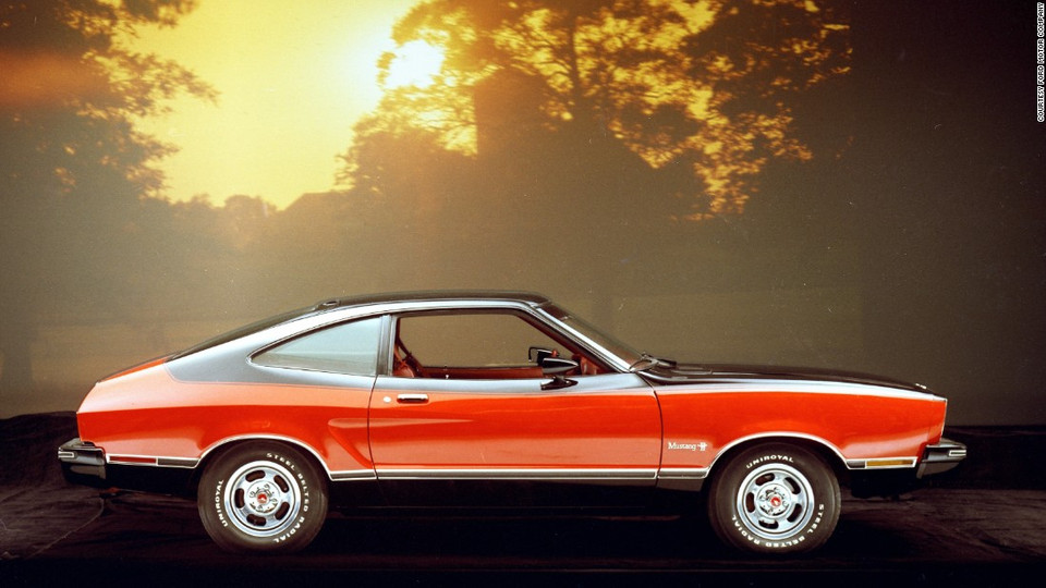 Mẫu Ford Mustang II 1976. 
