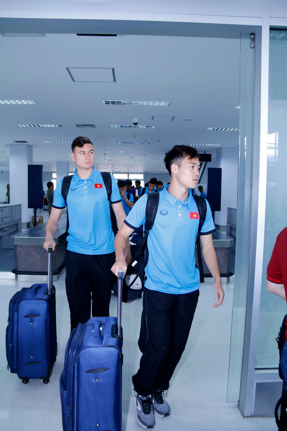 Văn Toàn và Đặng Văn Lâm. (Ảnh: Phạm Kiên/Vietnam+)