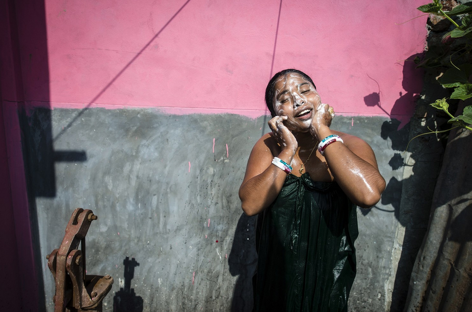 Nhà thổ này từng bị phá hủy vào năm 2014, nhưng được xây dựng lại nhờ sự giúp đỡ của các tổ chức phi chính phủ địa phương. (Nguồn: washingtonpost.com)