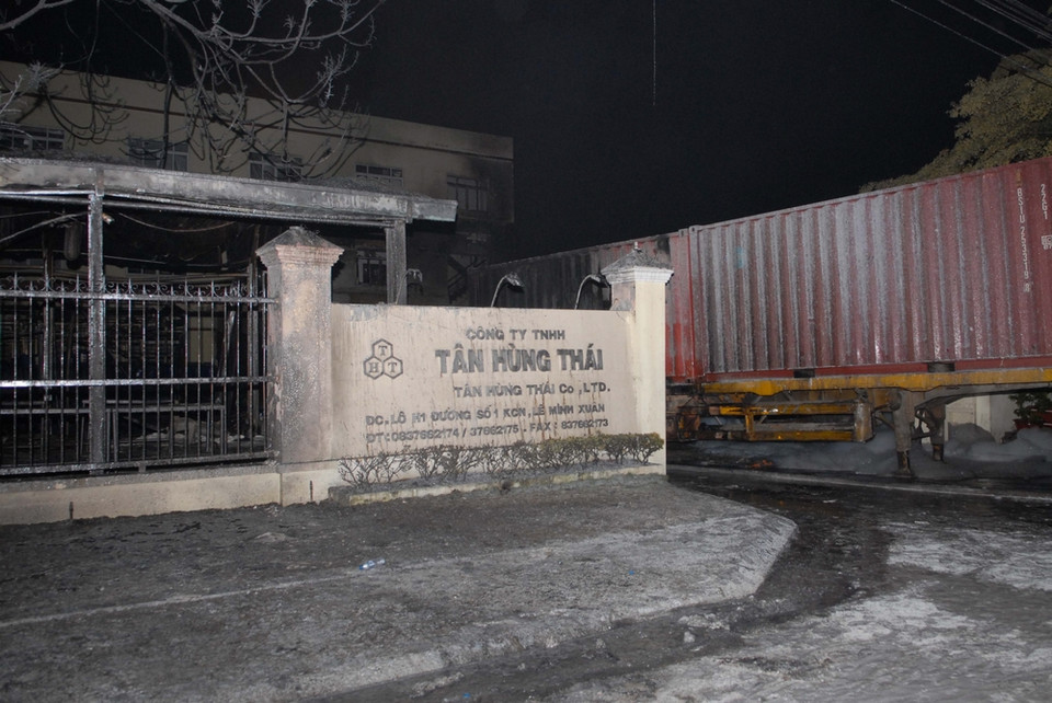  Hiện trường vụ cháy. (Ảnh: Mạnh Linh/TTXVN)