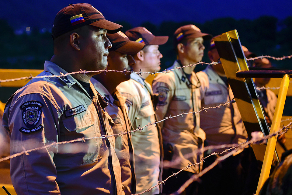Cảnh sát Venezuela tuần tra biên giới. (Nguồn: AFP)