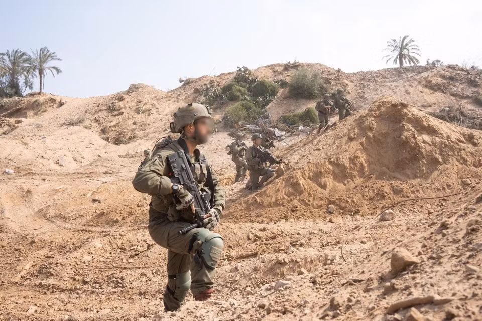 Bộ binh Israel tiến hành chiến dịch quân sự ở Dải Gaza. (Ảnh: THX/TTXVN)