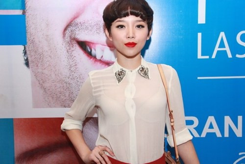 Cuộc 'lột xác' thực sự trở nên ngoạn mục khi Tóc Tiên trở lại showbiz Việt với mái tóc ngắn pixie.