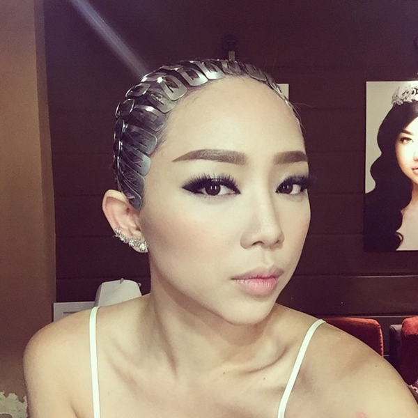 Kể từ khi tham gia The Remix, Tóc Tiên càng thể hiện độ 'chất' của mình bằng những kiểu tóc biến hóa vô cùng ấn tượng.