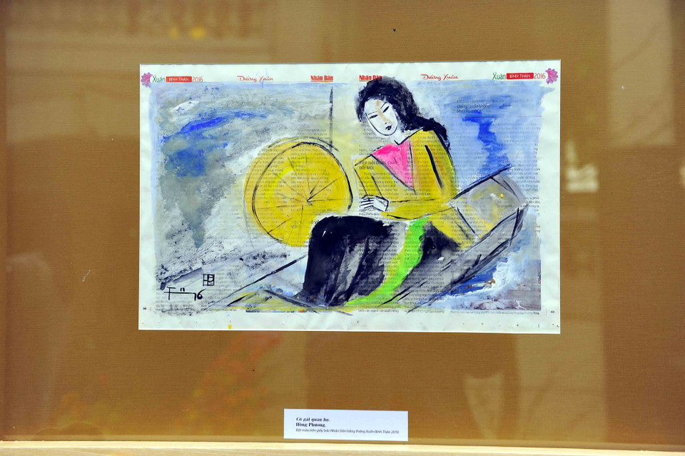 Một số tác phẩm của các họa sĩ có tác phẩm tham gia triển lãm. (Ảnh: Ngọc Tùng/Vietnam+)