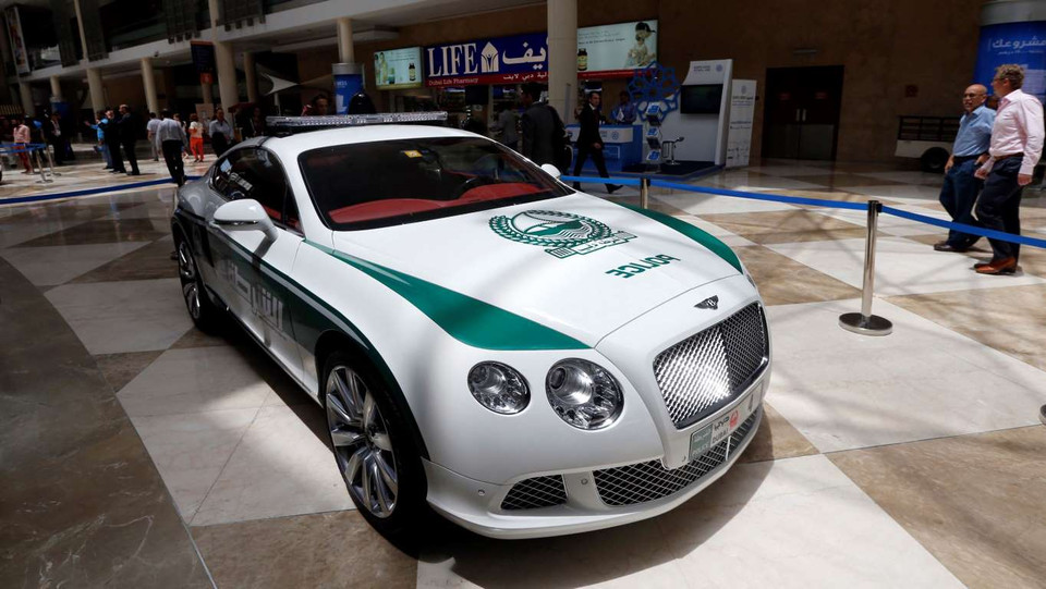 Bentley Continental GT ở Dubai có giá 200.000USD và có vận tốc tối đa lên tới 330km mỗi giờ. (Nguồn: AFP)