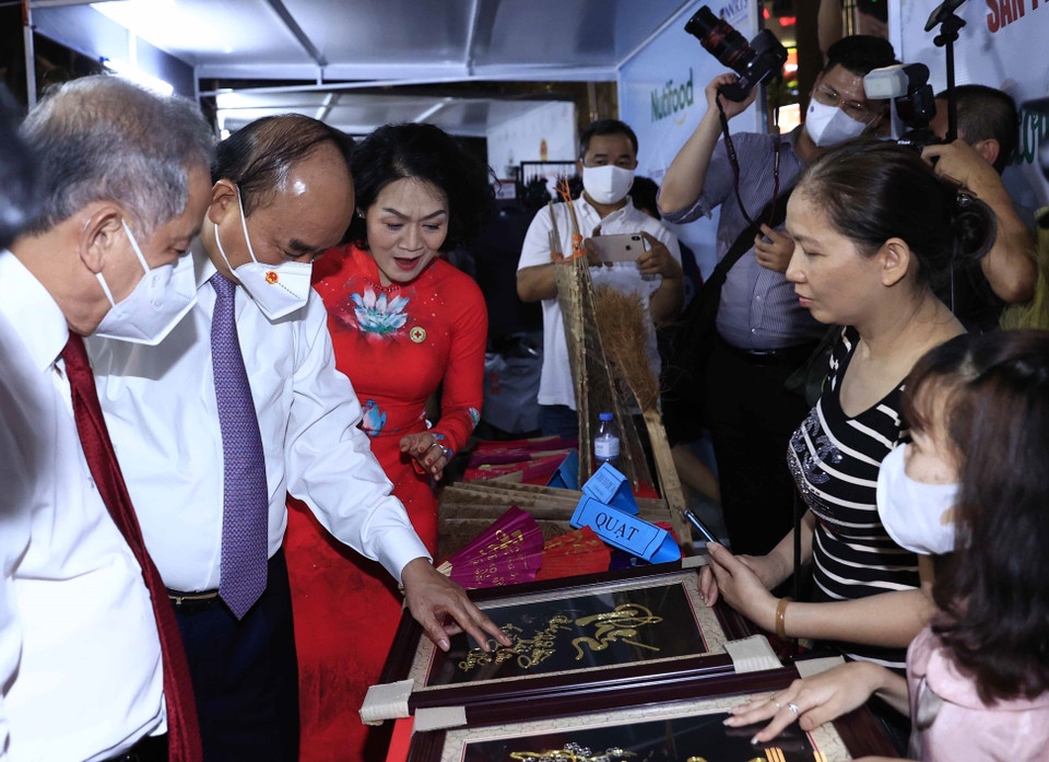 Lễ phát động tháng nhân đạo năm 2022 mang chủ đề "Gắn kết cộng đồng-lan toả hành động nhân ái." (Ảnh: Thống Nhất/TTXVN)