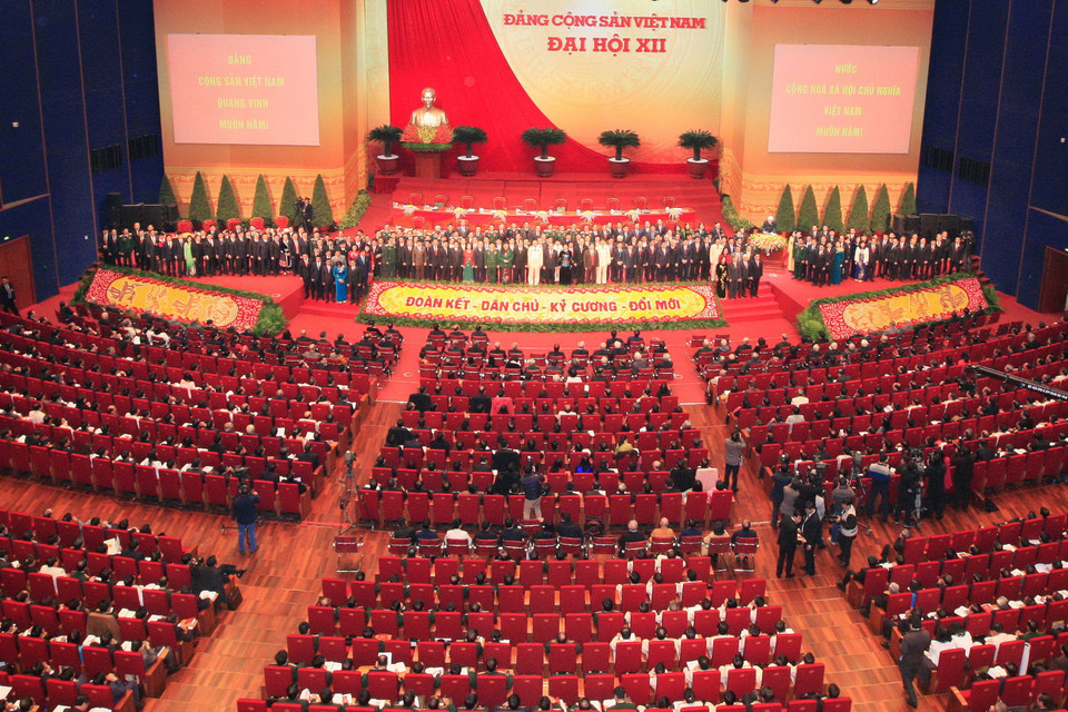 Toàn cảnh ra mắt Ban Chấp hành Trung ương khóa XII tại Đại hội. (Nguồn: TTXVN)