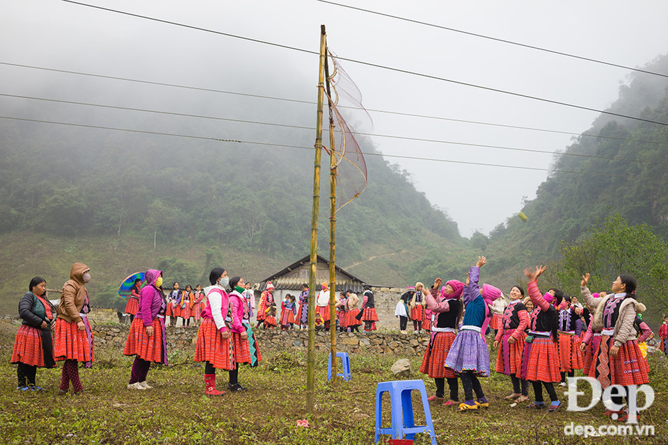 Bạn có thể hòa mình vào hàng chục lễ hội được tổ chức tại đây vào mùa Xuân.