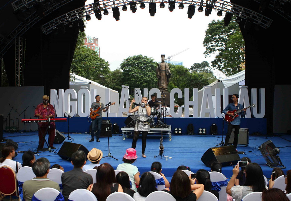 Chương trình biểu diễn nhạc jazz của nghệ sỹ tới từ Hà Lan. (Ảnh: Thanh Tùng/TTXVN)