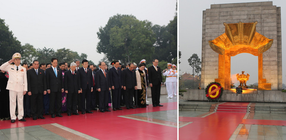 Sáng 20/1, tại Hà Nội, các đồng chí lãnh đạo Đảng, Nhà nước và đại biểu dự Đại hội đại biểu toàn quốc lần thứ XII của Đảng đến đặt vòng hoa và dâng hương tưởng niệm các Anh hùng, liệt sỹ tại Đài Tưởng niệm các Anh hùng, liệt sỹ trên đường Bắc Sơn. (Nguồn: TTXVN)