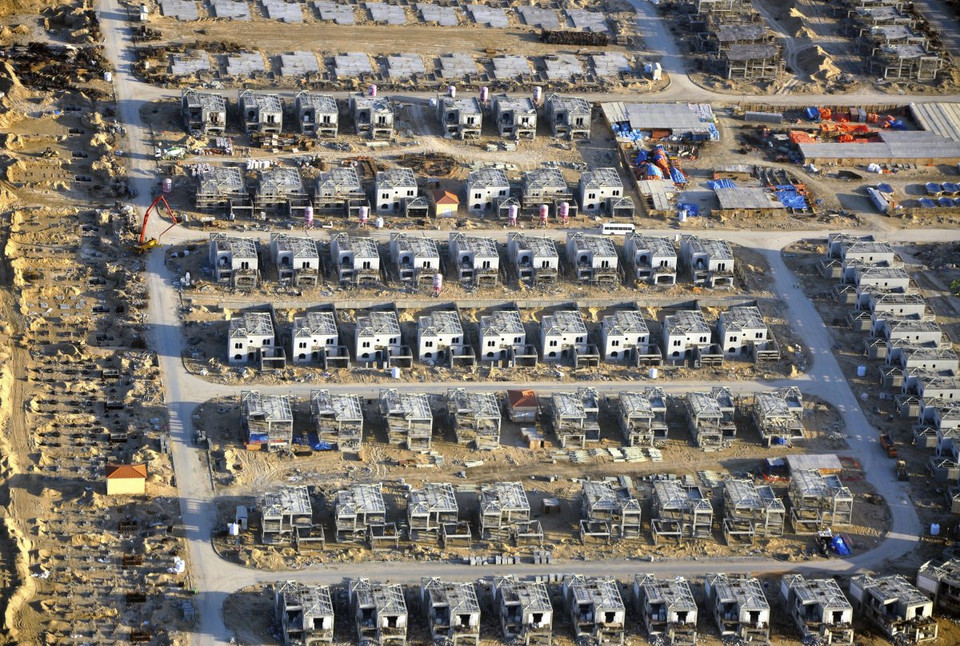 Khu World được xây dựng lại vào năm 2014 sau 4 năm bị trì hoãn do khủng hoảng tài chính. Khi hoàn thành, nơi đây sẽ bao gồm tổ hợp dân cư, thương mại và giải trí. (Nguồn: businessinsider.com) 