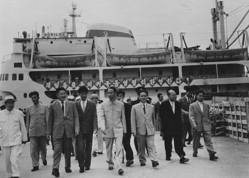 Thủ tướng Phạm Văn Đồng thăm thành phố Hamhung (tỉnh Hamgyong Nam) ngày 19/6/1961, trong khuôn khổ chuyến thăm hữu nghị chính thức Cộng hòa Dân chủ Nhân dân Triều Tiên. (Nguồn: TTXVN)