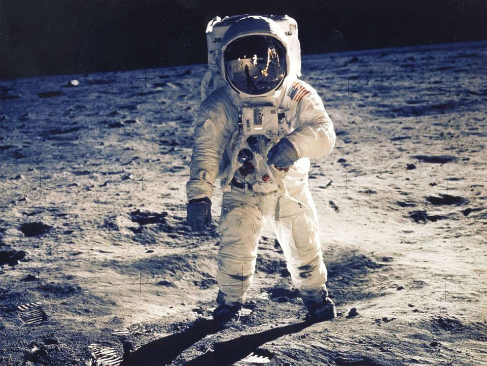 Phi hành gia Buzz Aldrin điị bộ trên mặt trăng vào ngày 20/7/1969. (Nguồn: Getty Images)