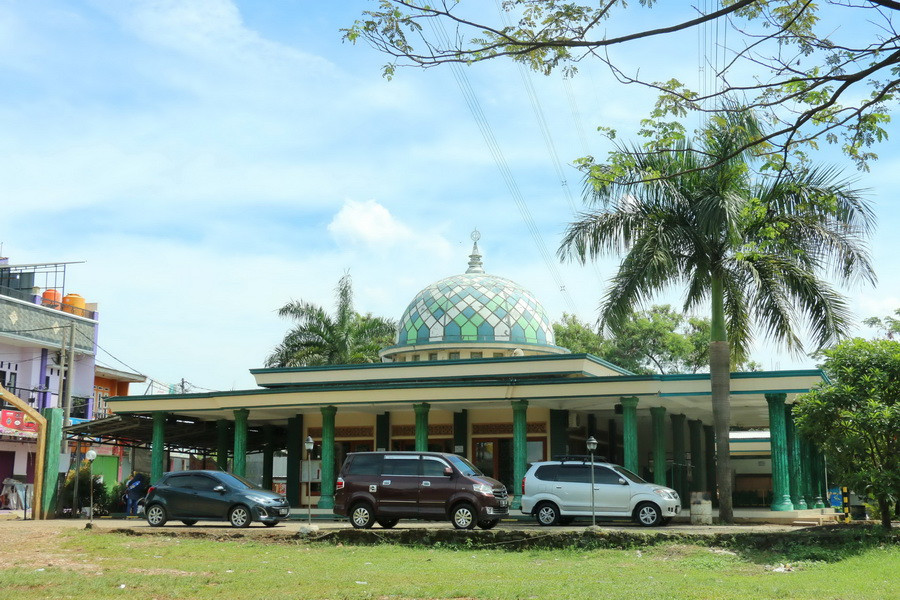 Mỗi cụm khu dân cư đều có những ngôi đền thờ Hồi giáo để người dân đến cầu nguyện. (Ảnh: Đỗ Quyên/Vietnam+)