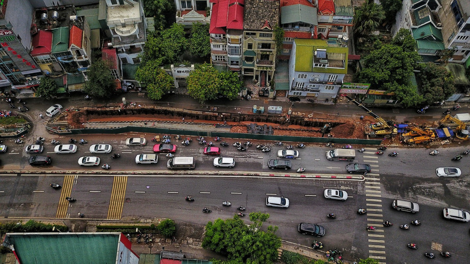 Toàn cảnh 600m con đường gốm sứ bị dỡ bỏ nhìn từ trên cao. (Ảnh: Thành Đạt/TTXVN) 