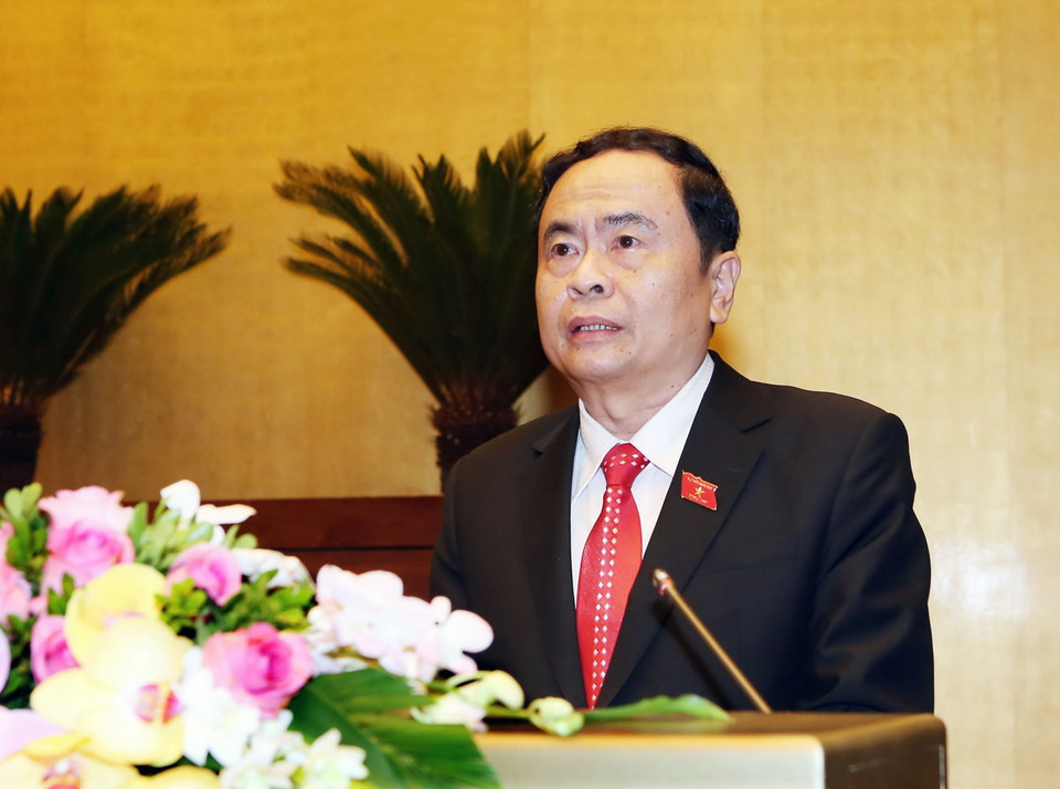 Ủy viên Trung ương Đảng, Chủ tịch Ủy ban Trung ương Mặt trận Tổ quốc Việt Nam Trần Thanh Mẫn trình bày Báo cáo tổng hợp ý kiến, kiến nghị của cử tri. (Ảnh: Nguyễn Dân/TTXVN)