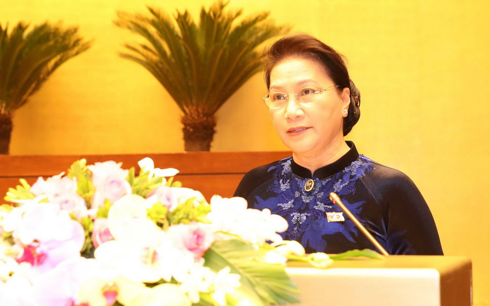 Chủ tịch Quốc hội Nguyễn Thị Kim Ngân phát biểu khai mạc kỳ họp thứ tư Quốc hội khóa XIV. (Ảnh: Trọng Đức/TTXVN)