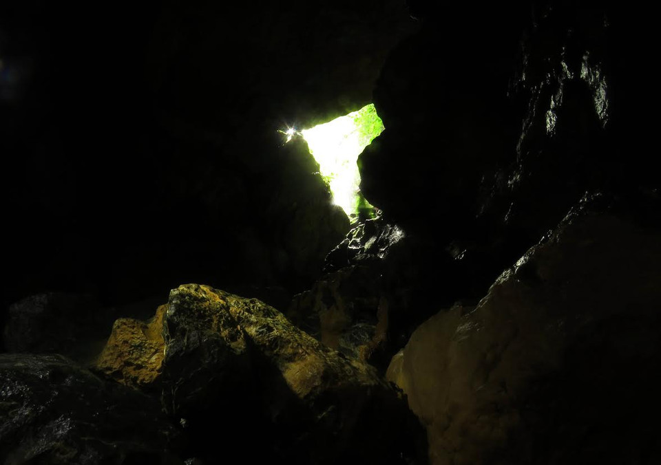 Cửa hang Va. (Ảnh: Hi Trang/Vietnam+)