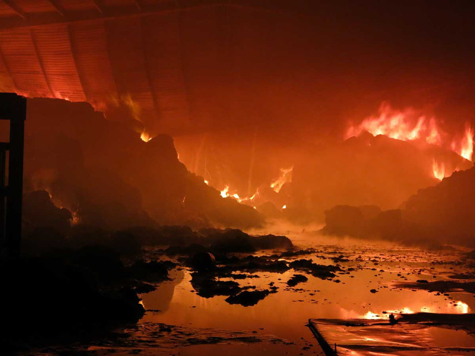 Vụ cháy đã gây ra nhiều tổn thất lớn. (Nguồn: TTXVN)