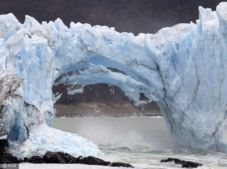 Cầu băng này rộng 204m2. (Nguồn: CCTVNews)