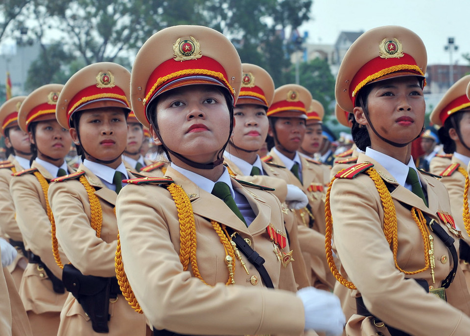 Lực lượng nữ Cảnh sát giao thông tham gia buổi hợp luyện. Ảnh: (Trọng Đức/TTXVN)