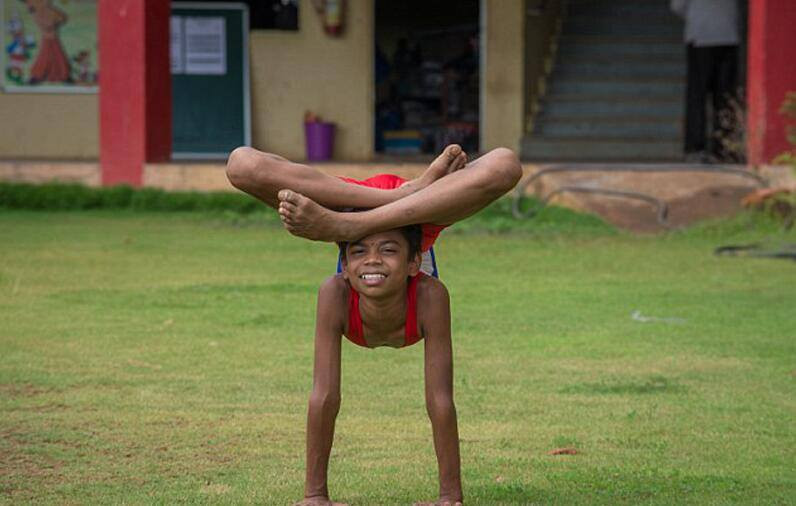 Em từng chia sẻ: 'Em đã học được rất nhiều kỹ thuật từ thầy Kopker cũng như những động tác để trình diễn.' (Nguồn: CCTVNews)