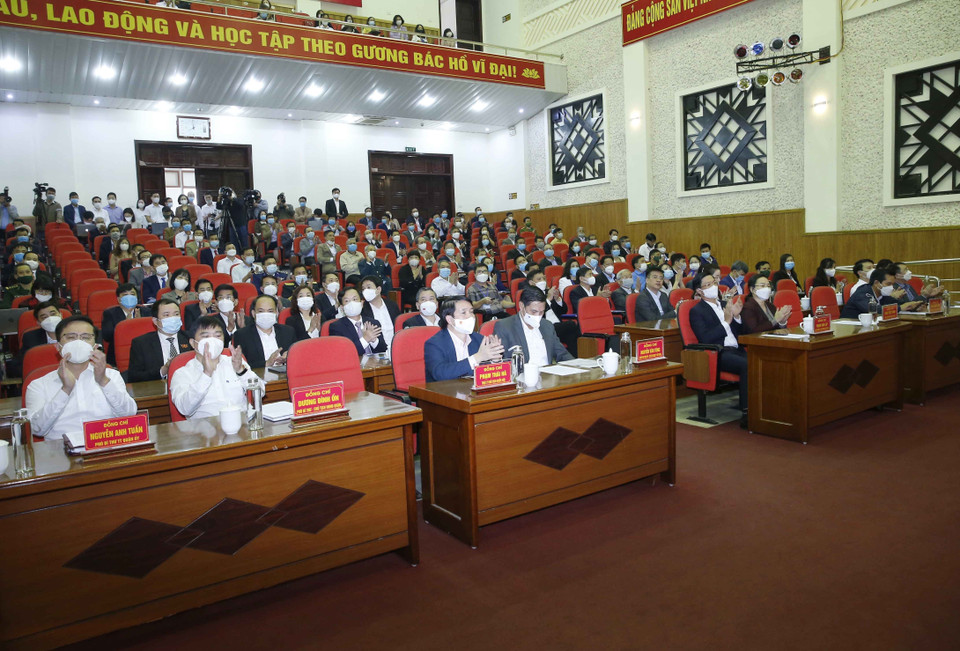 Cử tri tham dự hội nghị. (Ảnh: Doãn Tấn/TTXVN)