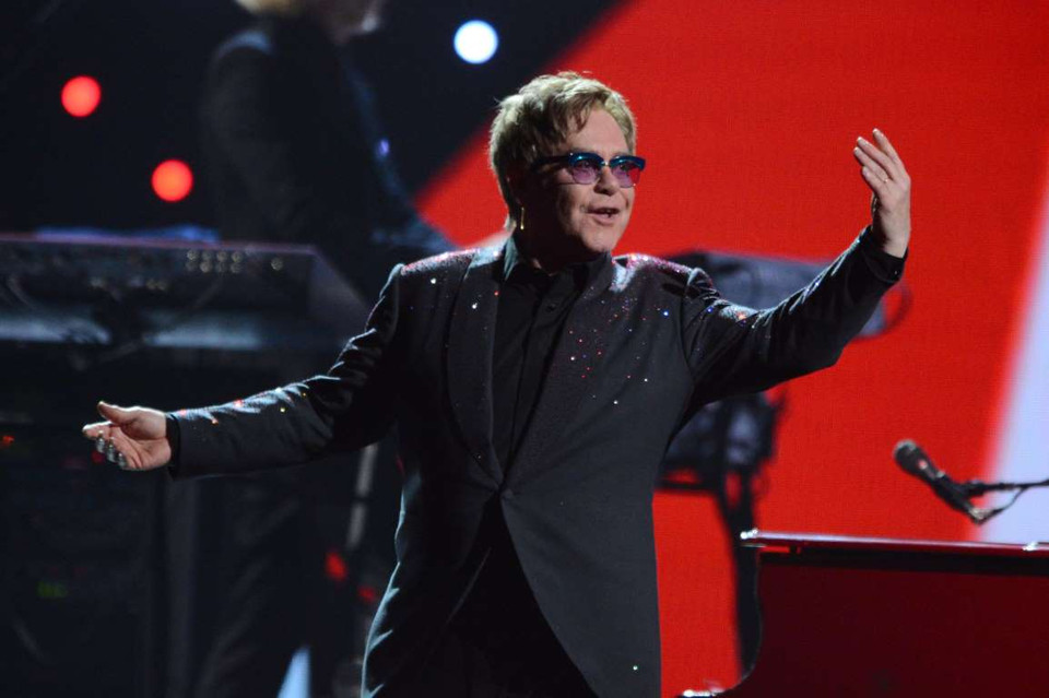 Xếp thứ 31 là Elton John: 53,5 triệu USD. (Nguồn: AP)